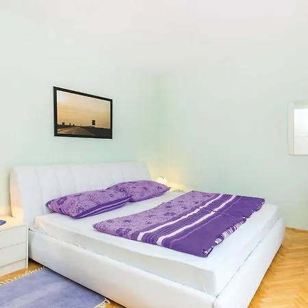 Four Bedroom Holiday In *